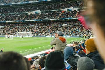 前国脚：世界杯扩军？直接给国足发外卡得了！反正中国队比赛没人看（配图示意）